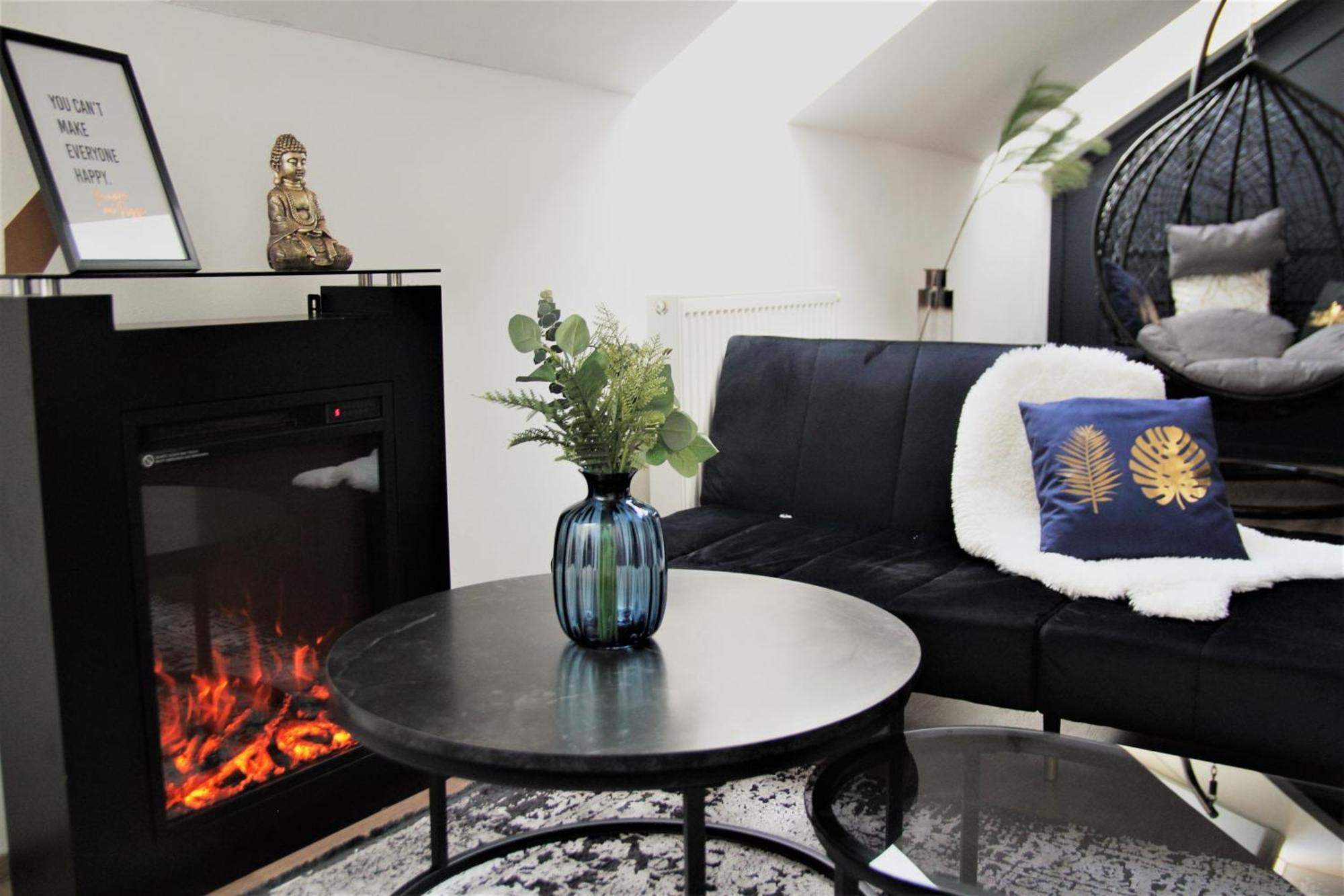 Spacious Flat & Parking Possibility, 3 Stops To Wenceslav Square Praga Zewnętrze zdjęcie