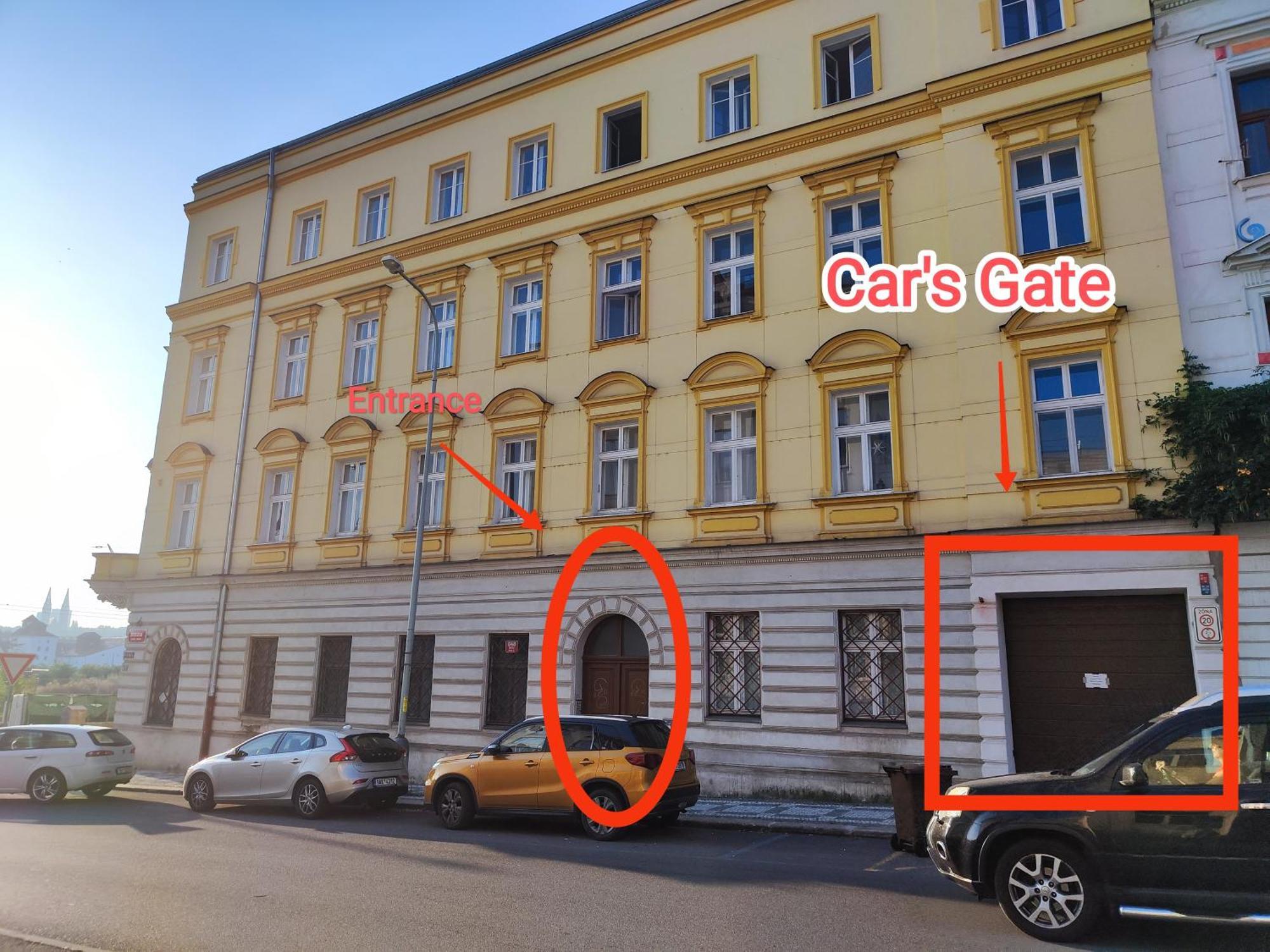 Spacious Flat & Parking Possibility, 3 Stops To Wenceslav Square Praga Zewnętrze zdjęcie